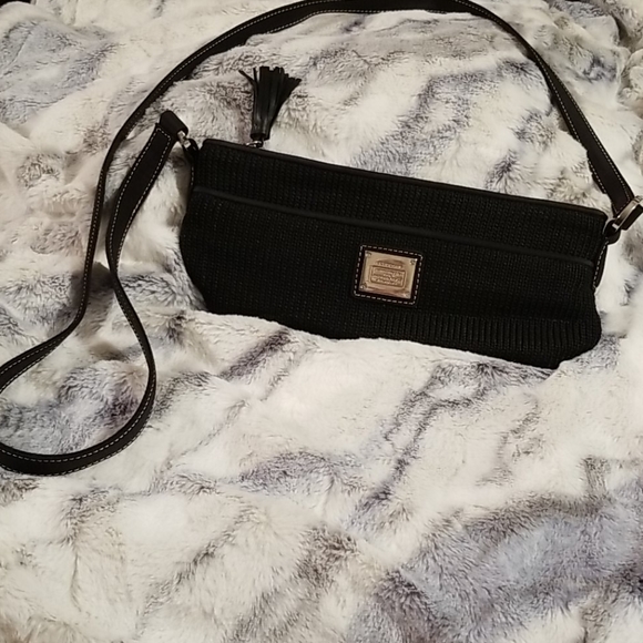Liz Claiborne Handbags - Liz Claiborne Purse